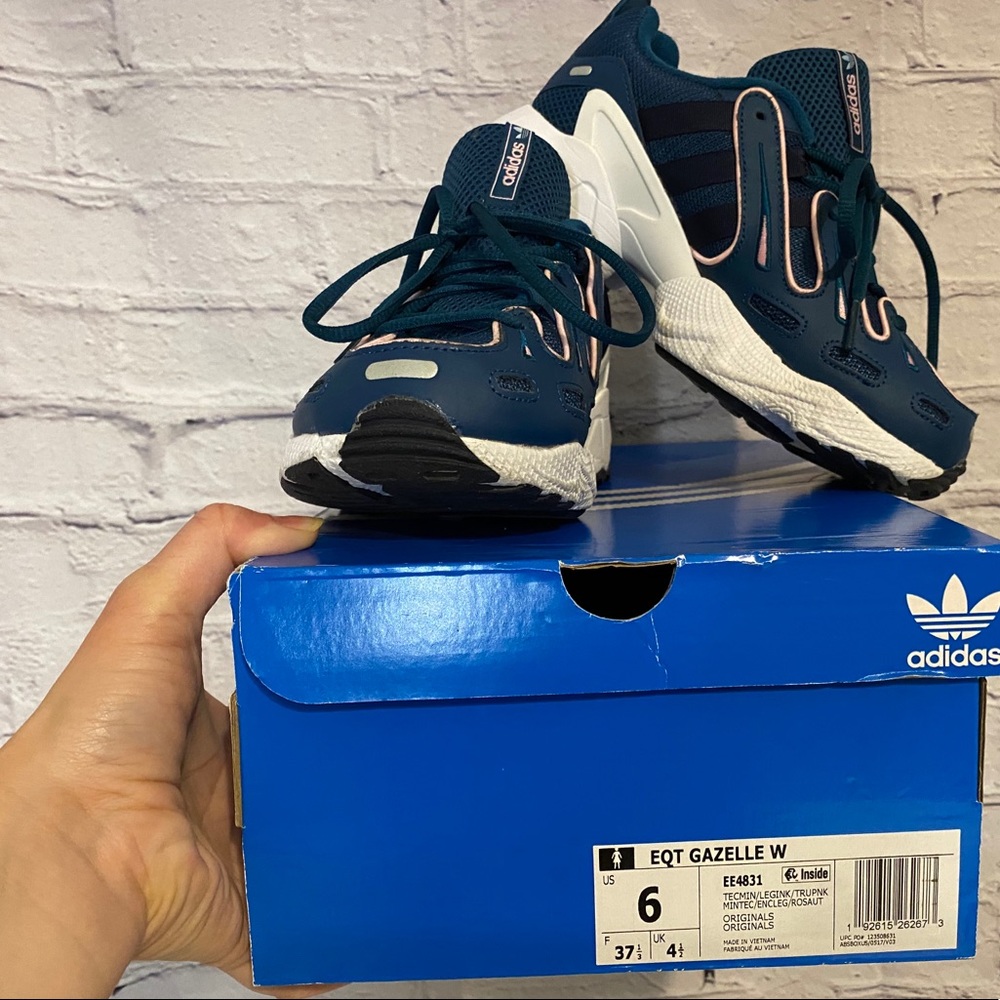 ADIDDAS SHOES